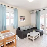Ariana Apartament *